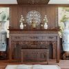Phòng thờ sử dụng tone màu gỗ tối đem lại cảm giác ấm cúng, sang trọng trong không gian thờ cúng